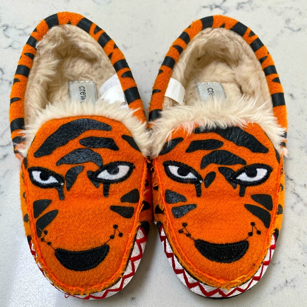 Crew cuts by J.Crew shearling moccasins size 10